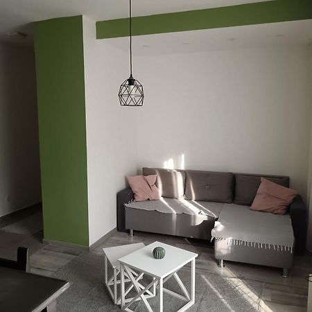 Apartman Petres Sombor Esterno foto