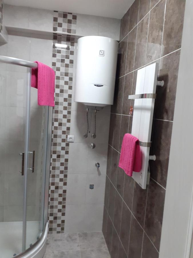 Apartman Petres Sombor Esterno foto