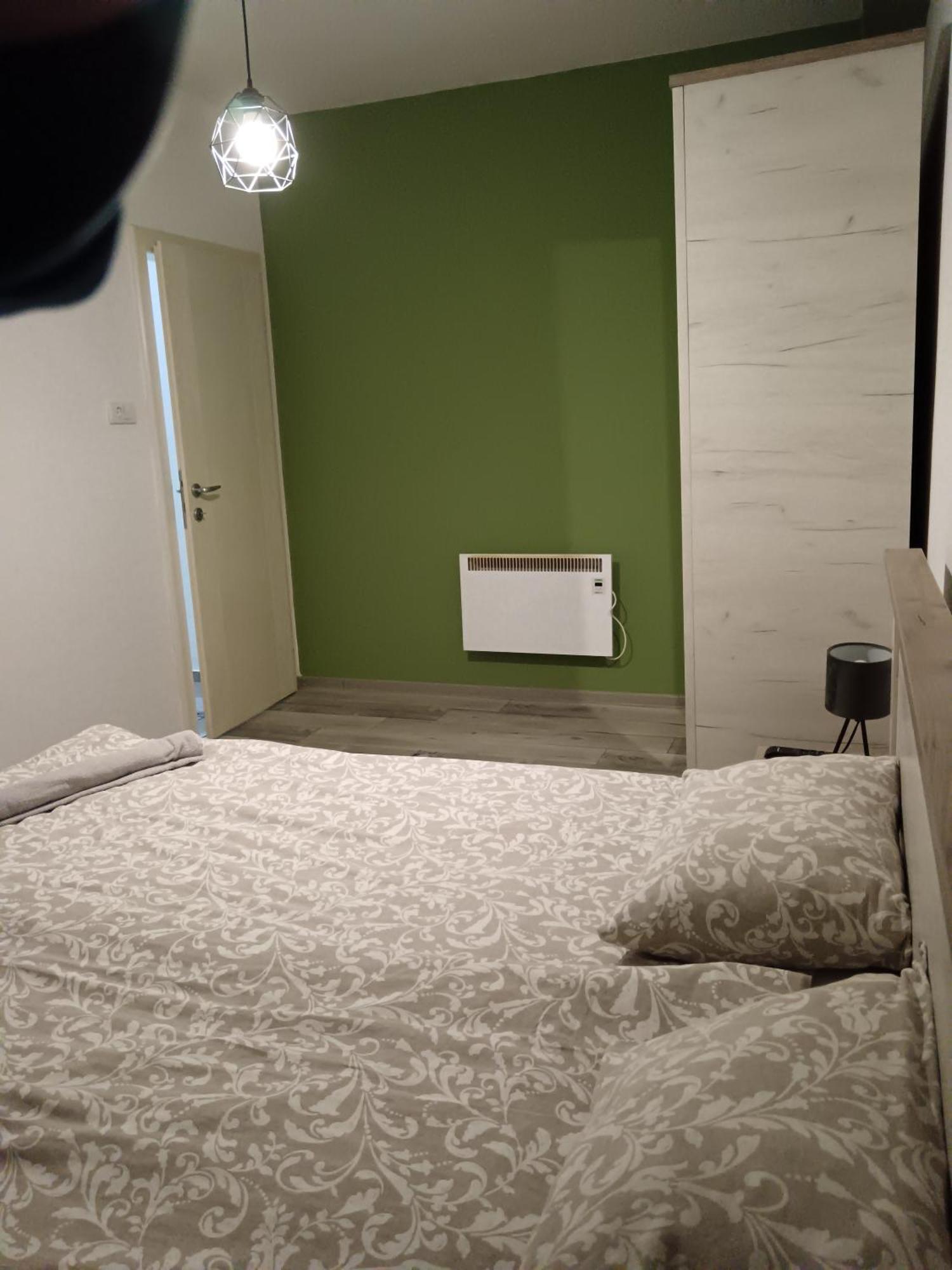 Apartman Petres Sombor Esterno foto