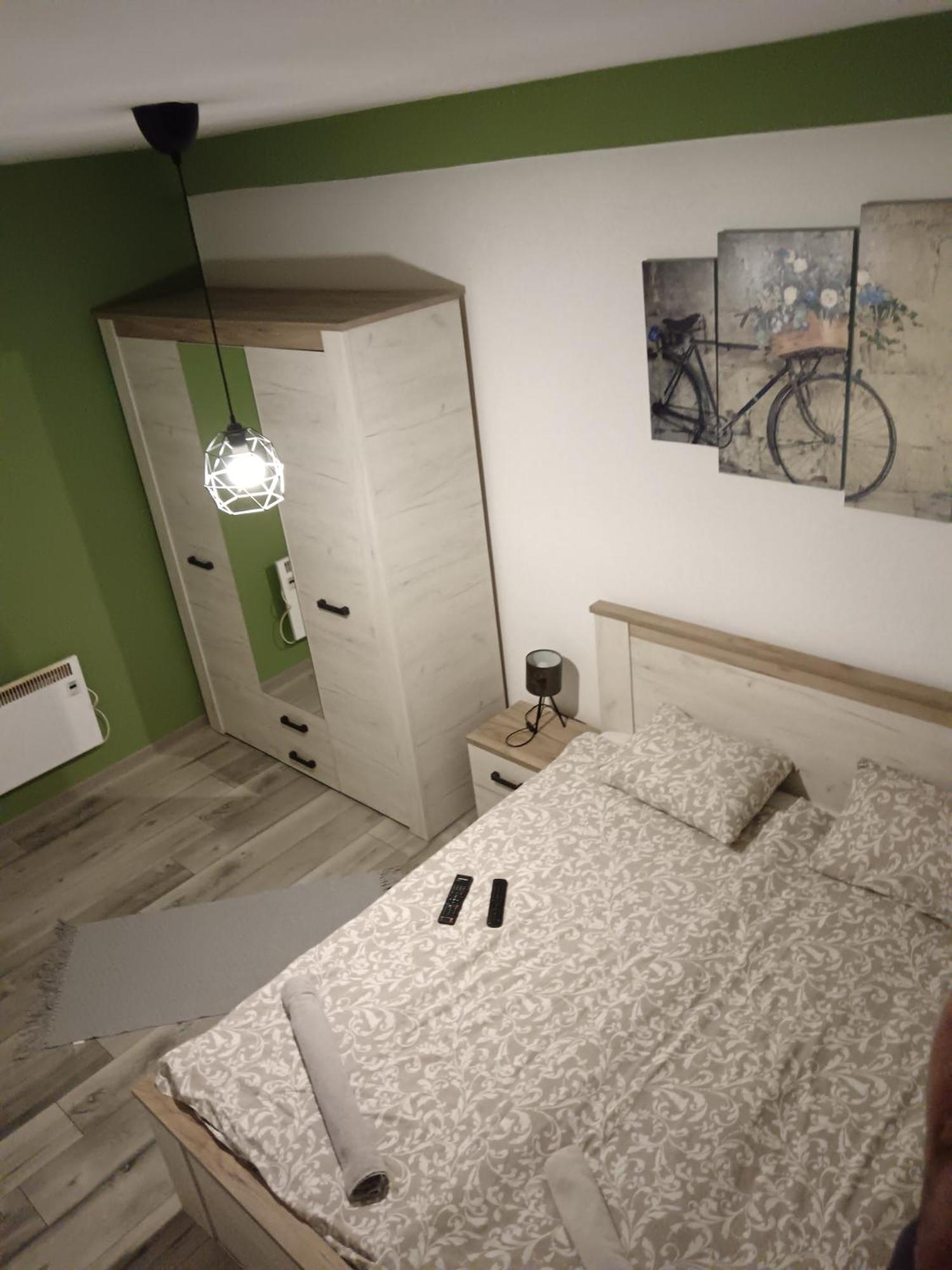 Apartman Petres Sombor Esterno foto
